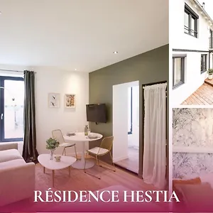 https://le-bohmien.hotels-rhonealpes.com
